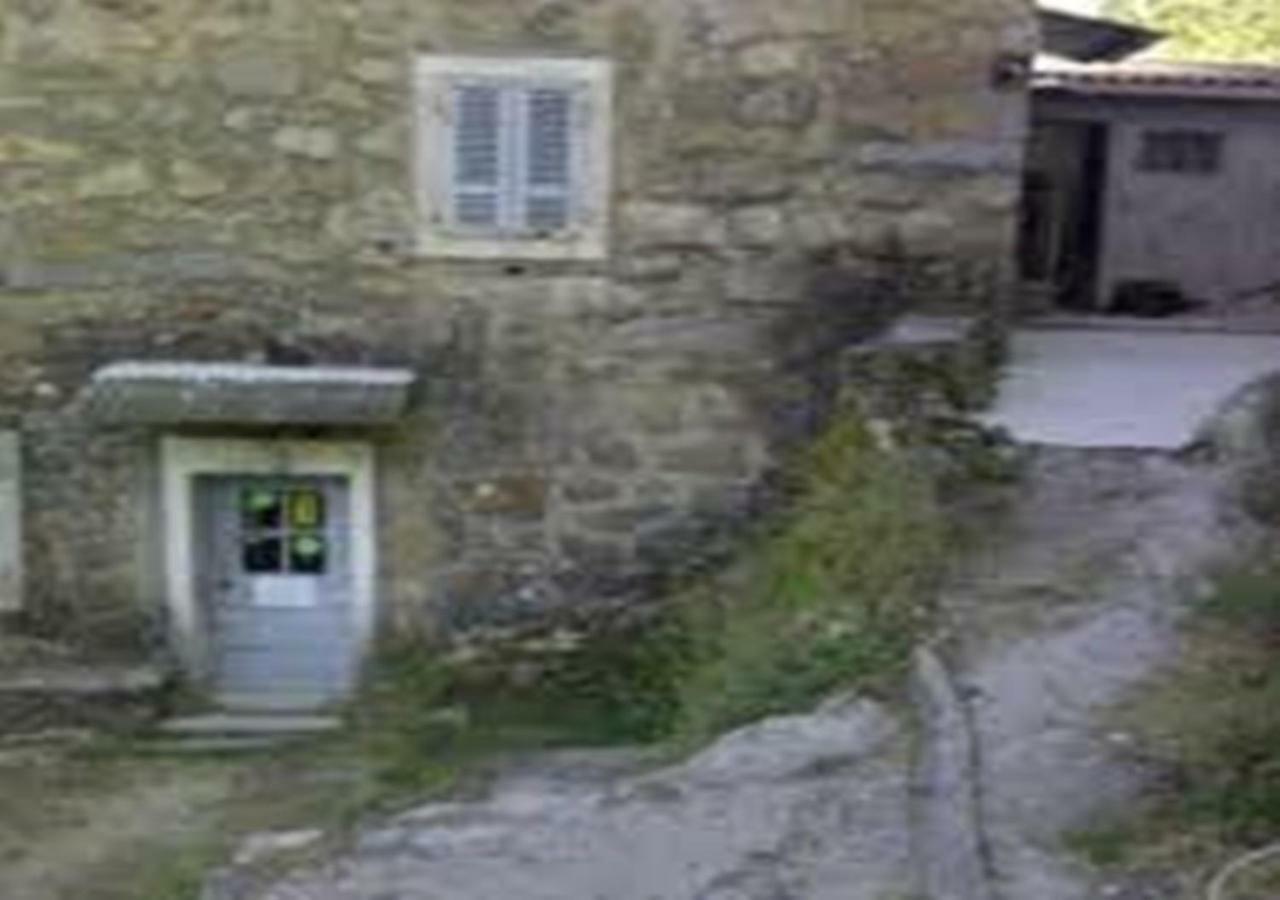 Auberge De Jeunesse Chez Mc Donald Zevaco Exterior photo